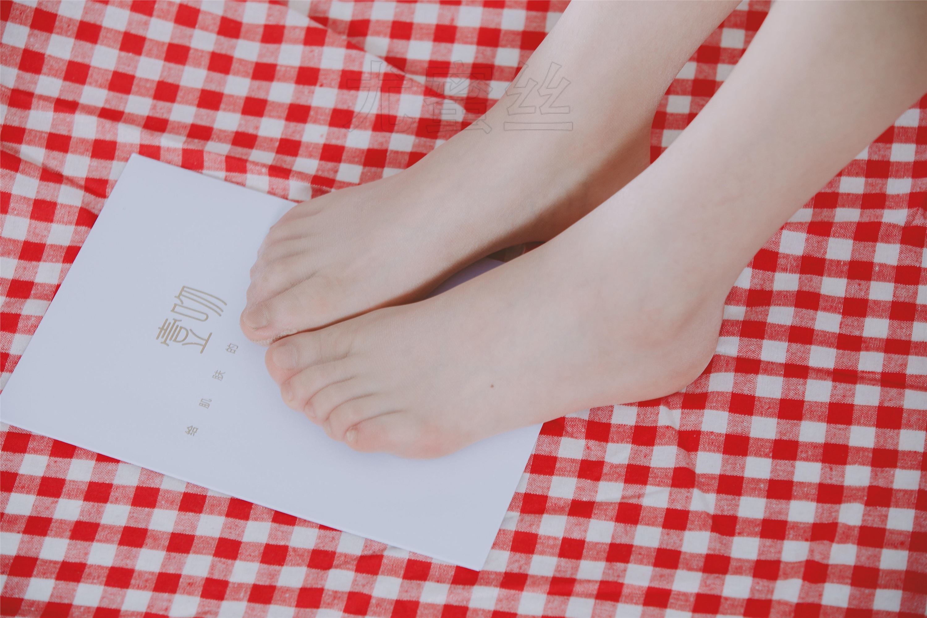 尤蜜丝 穿搭写真 NO.009